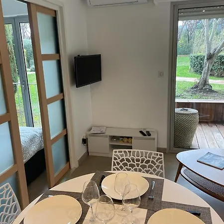 Neuf A 5min De St Tropez Апартаменты